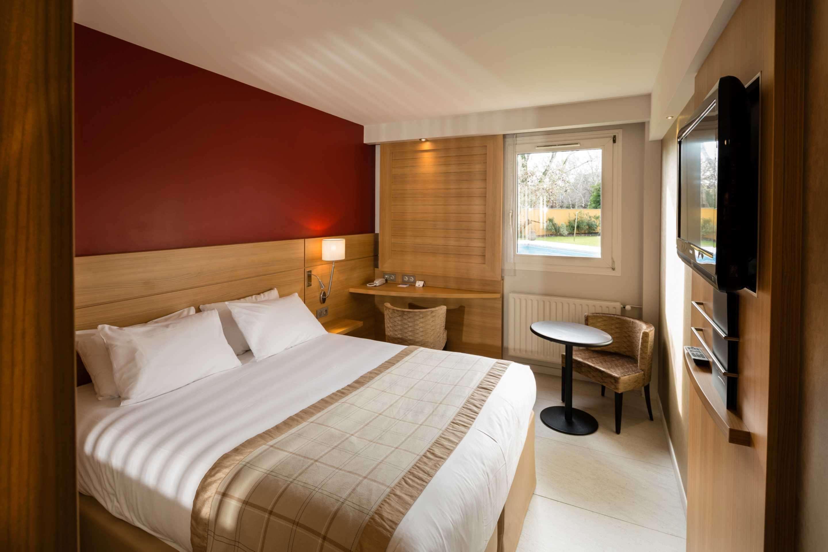 Best Western Plus Le Lavarin Avignone Esterno foto